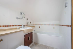 Photo 18- click for photo gallery